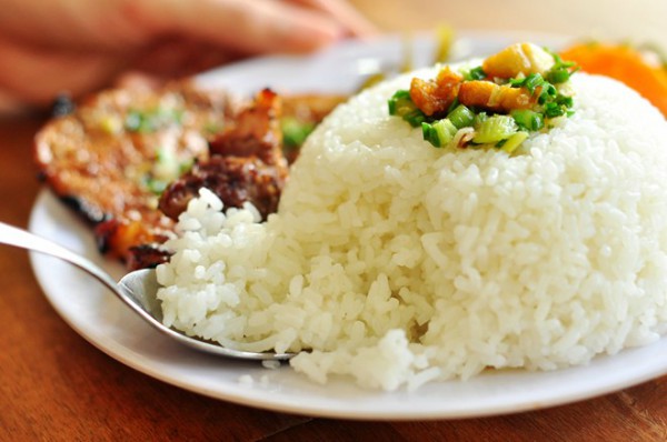 “Cơm dù có ngon đến thế nào tôi cũng chưa bao giờ ăn thêm một miếng”-Lời chia sẻ của Bác sỹ Dương Hữu Hạc